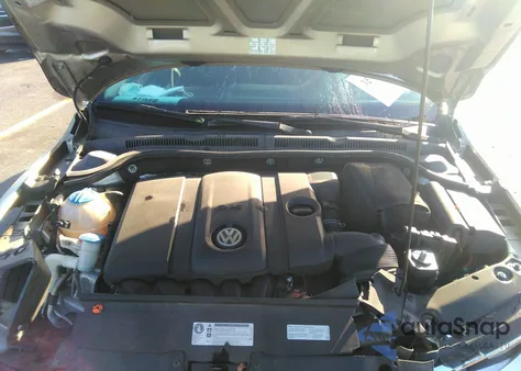 2013 Volkswagen Jetta 2.5L Se from USA, damaged, VIN 3VWDX7AJ8DM230754